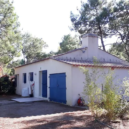 Casa de Férias Maison Avec Jardin, Terrasse Et Proximite A - Fr-1-194-154 *